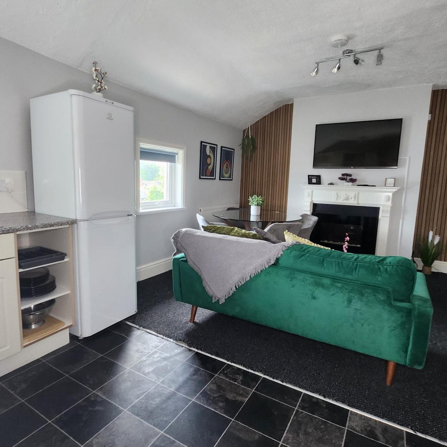 Cottage Style 2 Bedroom Apt In City, Near Utilita Arena & Free Parking Birmingham Exterior foto
