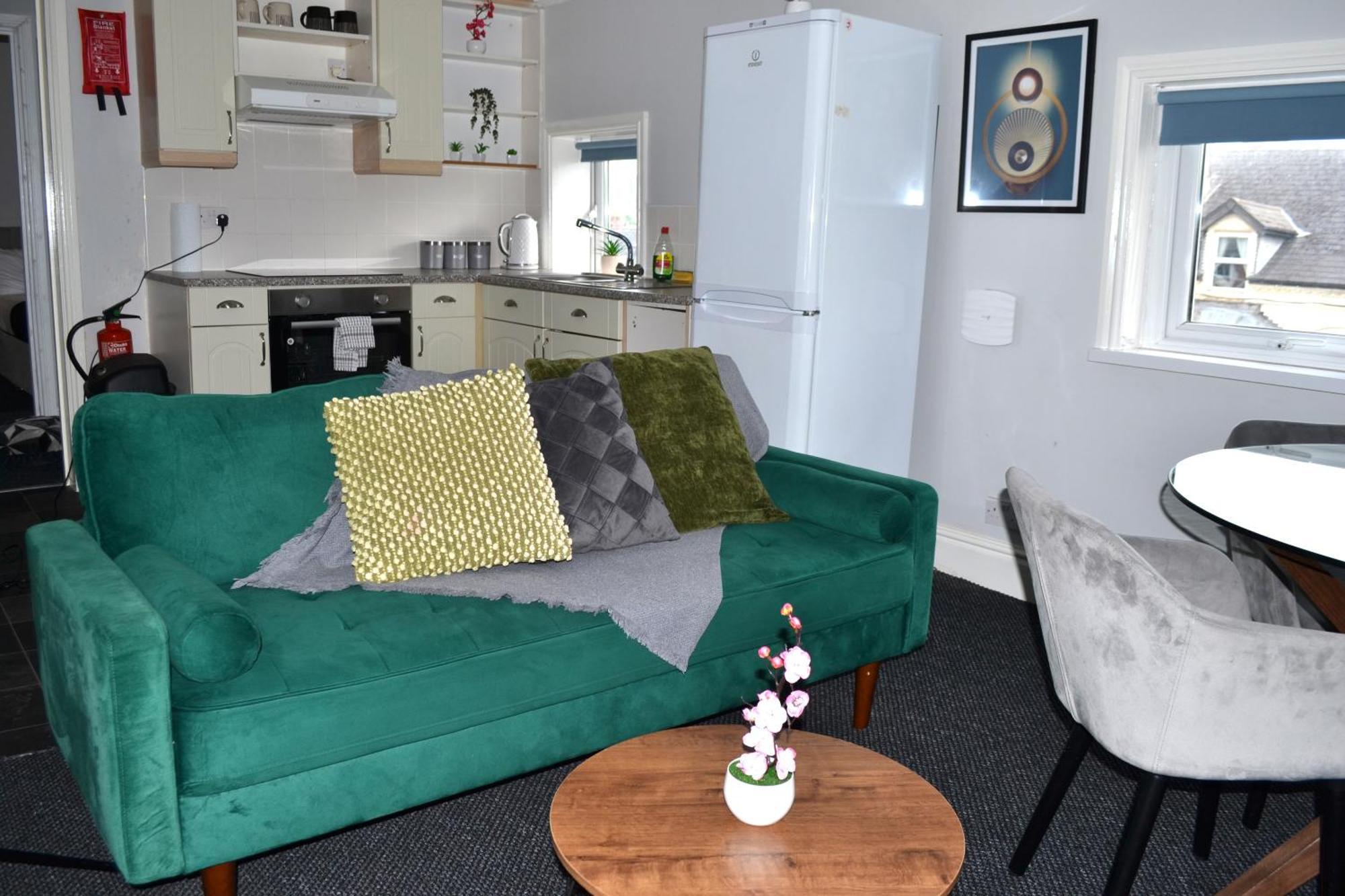 Cottage Style 2 Bedroom Apt In City, Near Utilita Arena & Free Parking Birmingham Exterior foto