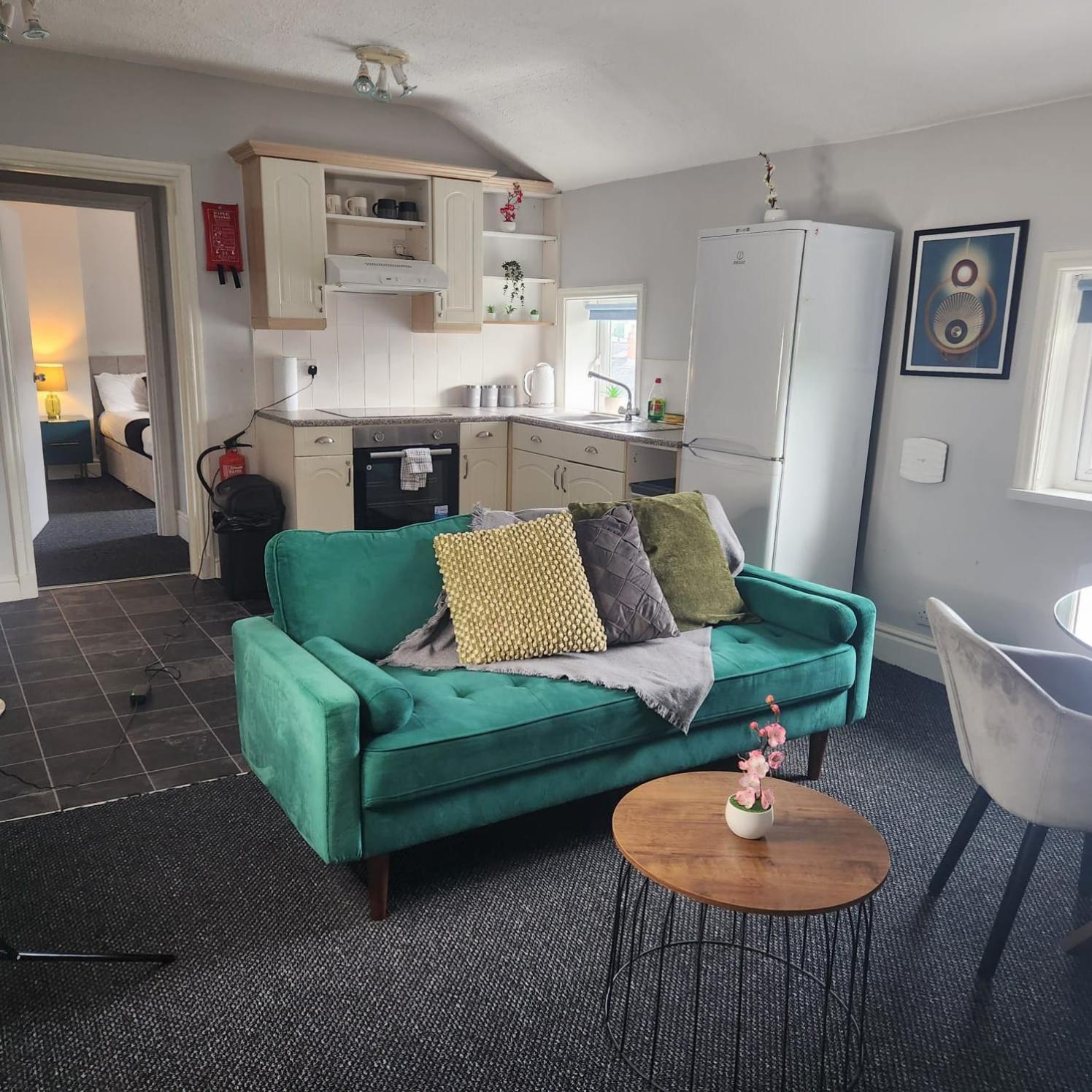 Cottage Style 2 Bedroom Apt In City, Near Utilita Arena & Free Parking Birmingham Exterior foto